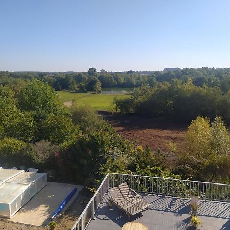 Gite La Pironniere - Piscine, Nature, Au Bord De La Riviere Montreuil-sur-Maine Dış mekan fotoğraf